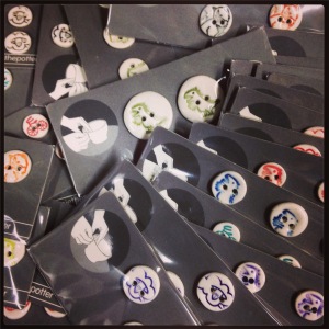picture of packaged buttons!