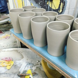 rack of cups