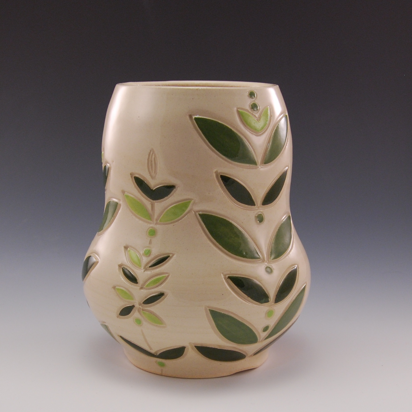 Large Green Leaf Vase (2)